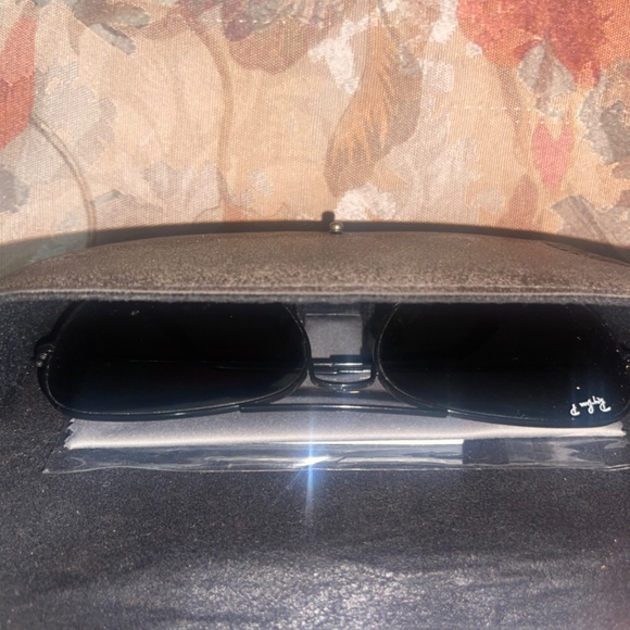 Ray Bans Black Aviator Sunglasses